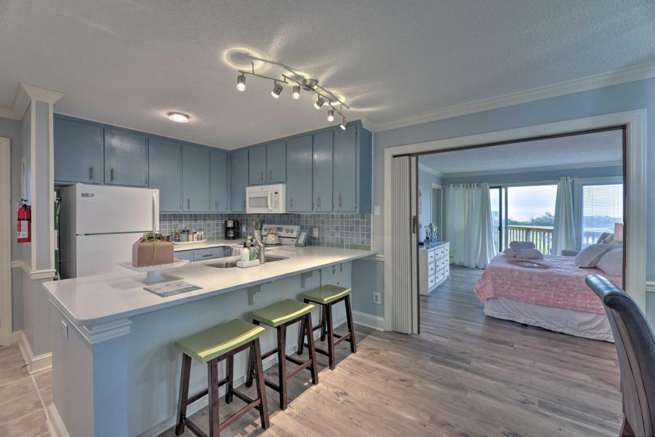 Bright Emerald Isle Condo With Private Beach Access! מראה חיצוני תמונה