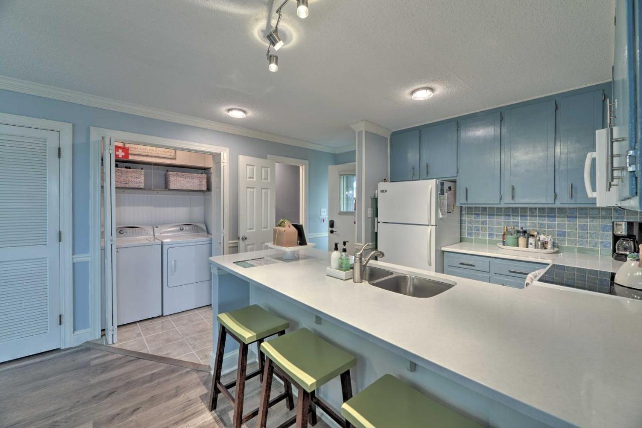 Bright Emerald Isle Condo With Private Beach Access! מראה חיצוני תמונה